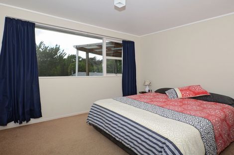 Photo of property in 44 Russell Road, Wainuiomata, Lower Hutt, 5014