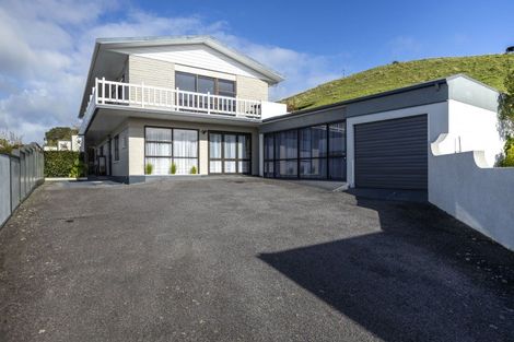 Photo of property in 73b South Road, Blagdon, New Plymouth, 4310
