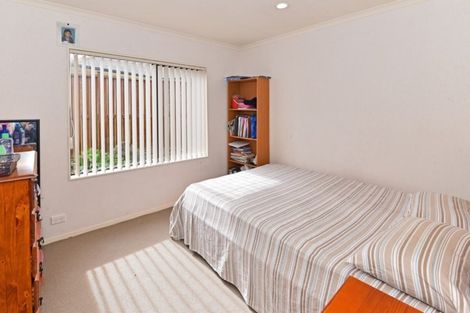 Photo of property in 48 Foxlaw Street, Randwick Park, Auckland, 2105