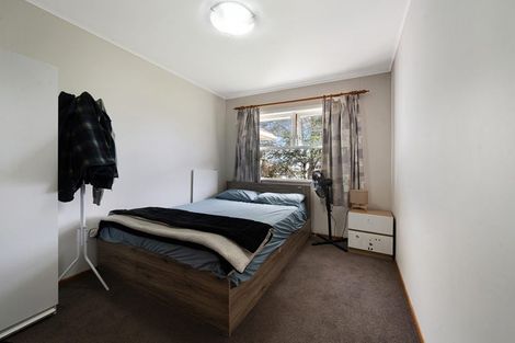 Photo of property in 15 Tauhara Street, Green Bay, Auckland, 0604