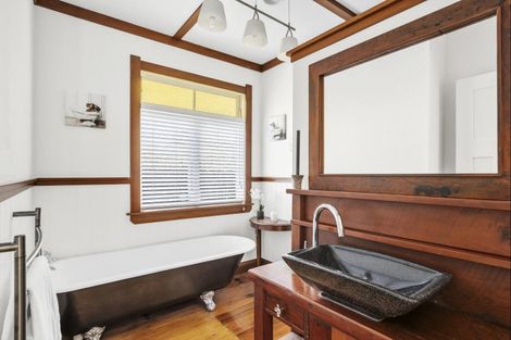 Photo of property in 72 Thornton Road, Cambridge, 3434