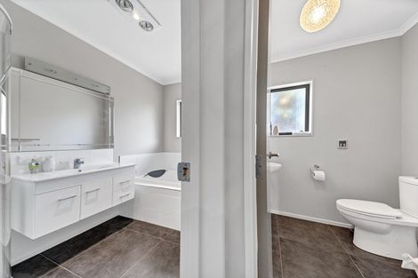 Photo of property in 19b Disraeli Street, Hawera, 4610