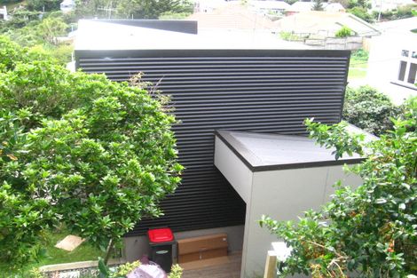 Photo of property in 133 Northland Road, Northland, Wellington, 6012