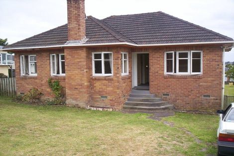 Photo of property in 63 Golf Road, New Lynn, Auckland, 0600