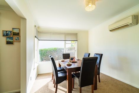 Photo of property in 92 Hocken Street, Kenmure, Dunedin, 9011