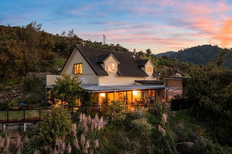 Photo of property in 51 Boons Valley Road, Waikawa, Picton, 7220