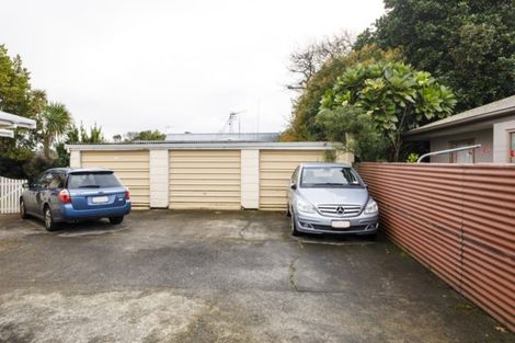 Photo of property in 2/175 Park Road, West End, Palmerston North, 4410