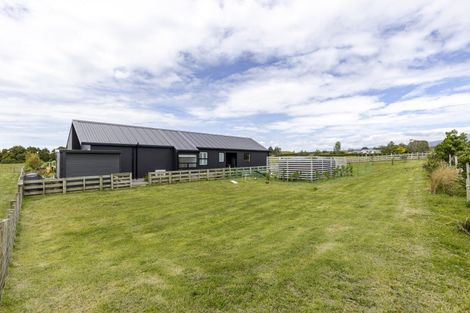 Photo of property in 589 Kent Road, Korito, New Plymouth, 4371