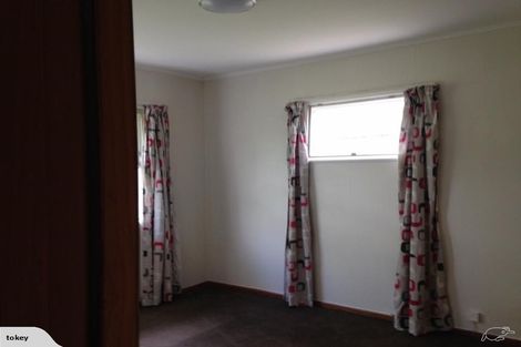 Photo of property in 19 Lyford Crescent, Sunnynook, Auckland, 0620