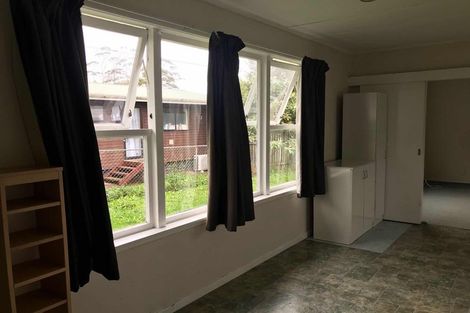 Photo of property in 58 Glendale Road, Glen Eden, Auckland, 0602