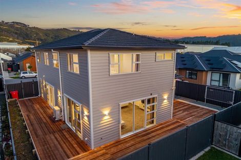 Photo of property in 32 Castletown Street, Wallaceville, Upper Hutt, 5018