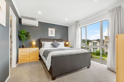 Photo of property in 22 Samuel Cassidy Avenue, Swanson, Auckland, 0614