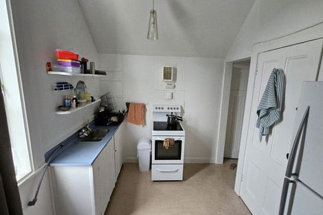 Photo of property in 6 Roxburgh Grove, Petone, Lower Hutt, 5012