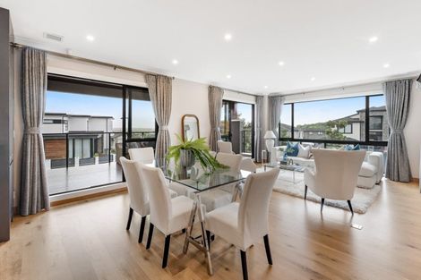 Photo of property in 45 Armstrong Farm Drive, East Tamaki Heights, Auckland, 2016