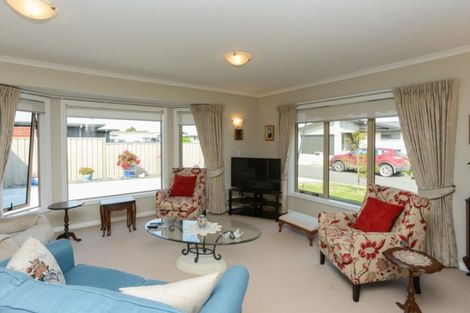 Photo of property in 6 Gregory Grove, Clive, 4102