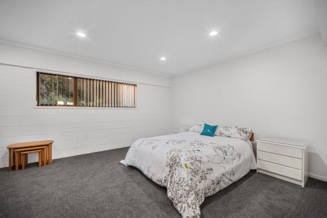 Photo of property in 21 St Annes Crescent, Wattle Downs, Auckland, 2103