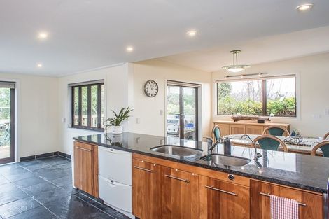 Photo of property in 82 Martin Road, Paraparaumu Beach, Paraparaumu, 5032