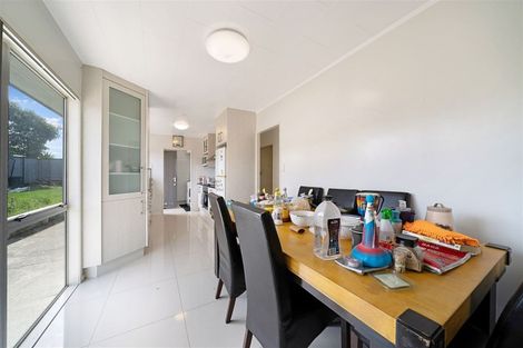 Photo of property in 76 Wickman Way, Mangere East, Auckland, 2024