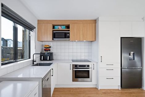 Photo of property in 55 Miromiro Street, Broomfield, Christchurch, 8042