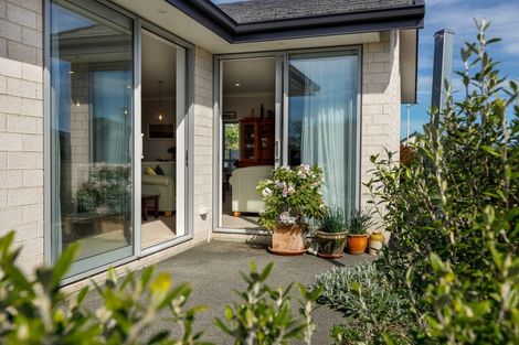Photo of property in 18 Rose Manor Drive, Springlands, Blenheim, 7201