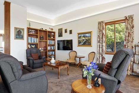 Photo of property in 123 Glenstrae Road, Redcliffs, Christchurch, 8081