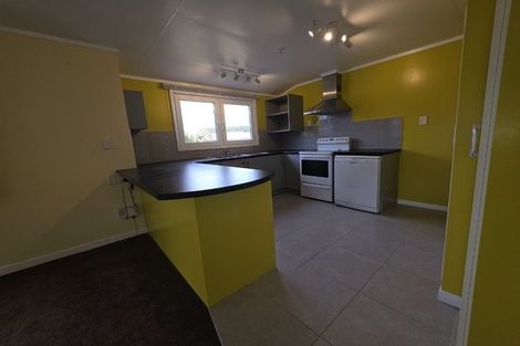 Photo of property in 5 Simcox Street, Otaki Beach, Otaki, 5512