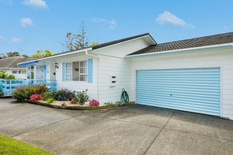 Photo of property in 2/67 Stredwick Drive, Torbay, Auckland, 0630