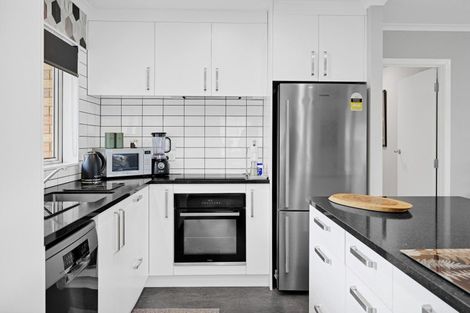 Photo of property in 3d Hinau Street, Inglewood, 4330