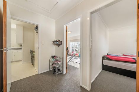 Photo of property in 120 Kings Crescent, Hutt Central, Lower Hutt, 5010