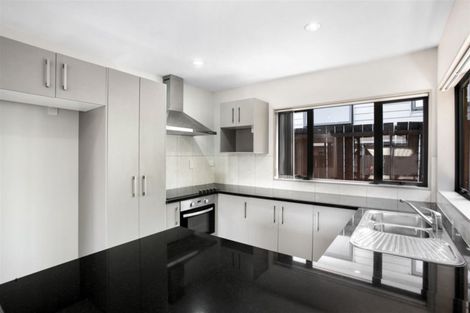 Photo of property in 318 Triangle Road, Massey, Auckland, 0614