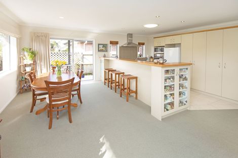 Photo of property in 76 Florence Avenue, Orewa, 0931