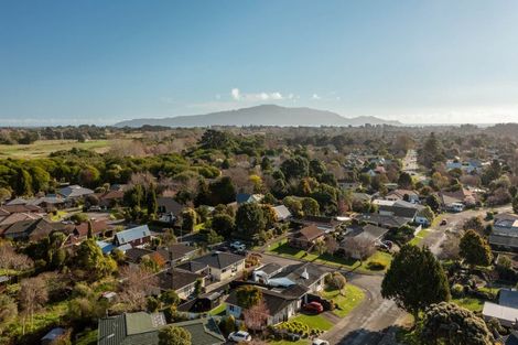 Photo of property in 1 Edgewater Street, Waikanae, 5036