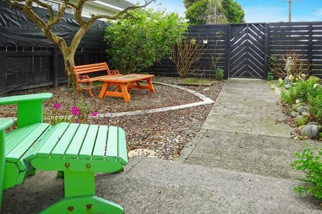 Photo of property in 36 Robinson Street, Foxton, 4814