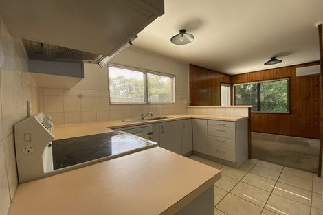 Photo of property in 48 De Quincey Terrace, Highland Park, Auckland, 2010