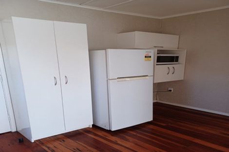 Photo of property in 3 Sandleigh Road, Hamilton Lake, Hamilton, 3204