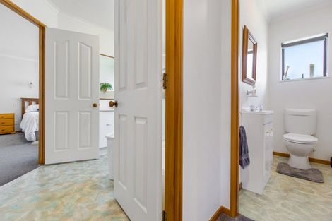 Photo of property in 1/18 Karamu Street, Te Atatu Peninsula, Auckland, 0610