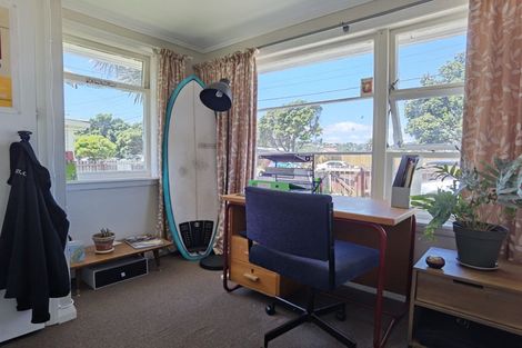Photo of property in 21 Miro Street, Miramar, Wellington, 6022
