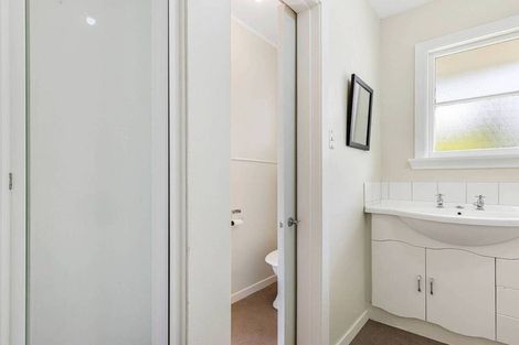 Photo of property in 74 Nortons Road, Avonhead, Christchurch, 8042