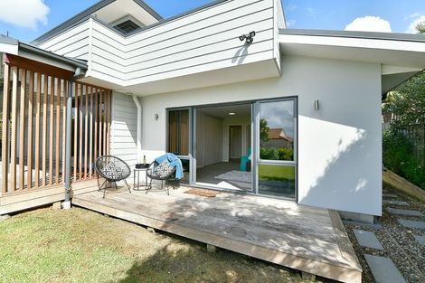 Photo of property in 1a Beach Road, Manly, Whangaparaoa, 0930