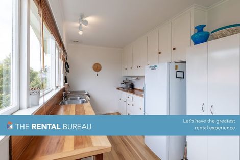 Photo of property in 40 Gill Avenue, Te Atatu Peninsula, Auckland, 0610