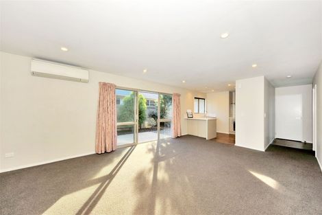 Photo of property in 4 Lake Terrace Road, Burwood, Christchurch, 8061