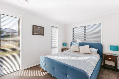 Photo of property in 14 Ridge Drive, Omokoroa, 3114