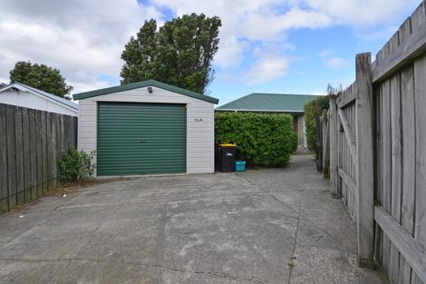 Photo of property in 74a Guadeloupe Crescent, Grenada Village, Wellington, 6037