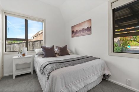 Photo of property in 7 Woodford Way, Crofton Downs, Wellington, 6035