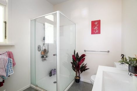 Photo of property in 35 Branxholm Street, Roxburgh, 9500