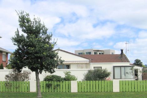 Photo of property in 174 Dickson Road, Papamoa Beach, Papamoa, 3118