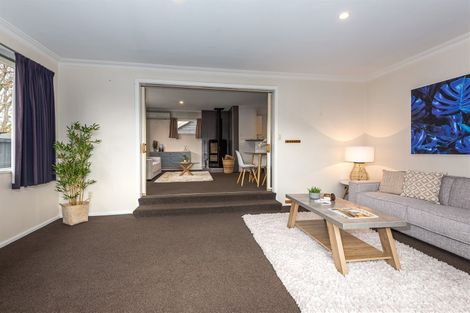 Photo of property in 23 Mappleton Avenue, Burnside, Christchurch, 8053