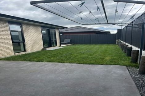 Photo of property in 16 Pioneer Crescent, Omokoroa, 3114