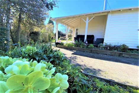 Photo of property in 85 South Road, Manaia, 4612