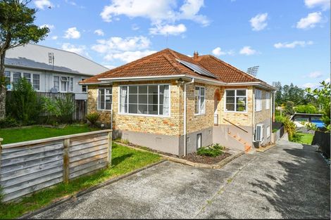 Photo of property in 8 Prospect Terrace, Pukekohe, 2120